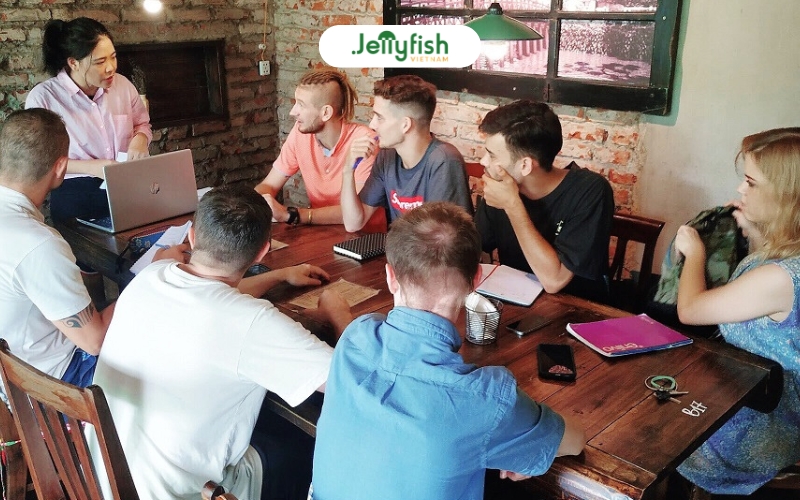 Elementary Level 2 Course at Jellyfish Vietnam